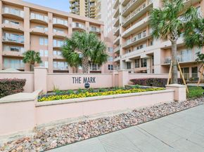 3505 Sage Road 2804, Houston TX 77056