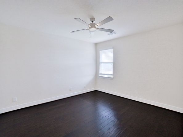 5526 Wollemi Falls Lane, Sugar Land TX 77479