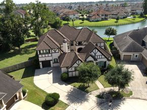 5526 Wollemi Falls Lane, Sugar Land TX 77479