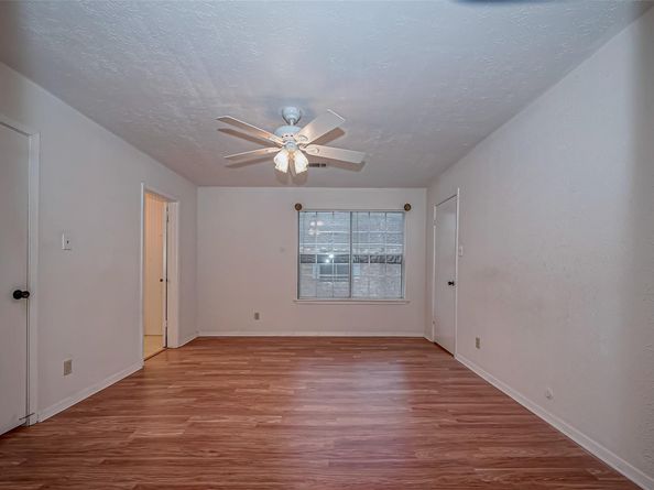 4212 Belle Park Drive 4212, Houston TX 77072