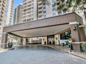 3525 Sage Road 1403, Houston TX 77056
