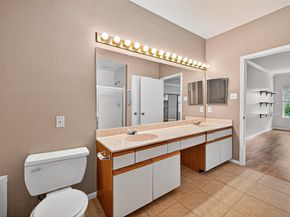 3200 Holly Hall Street 3200, Houston TX 77054