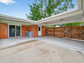 8530 Roos Road, Houston TX 77036