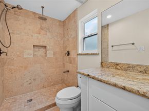 8530 Roos Road, Houston TX 77036