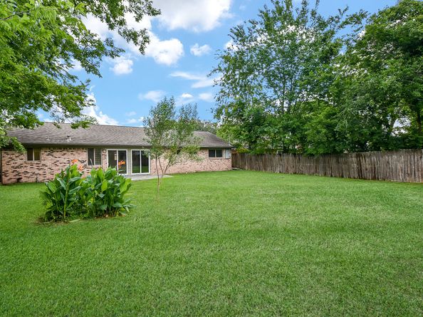 5815 Dryad Drive, Houston TX 77035