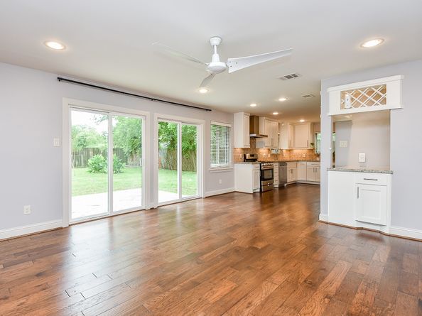 5815 Dryad Drive, Houston TX 77035