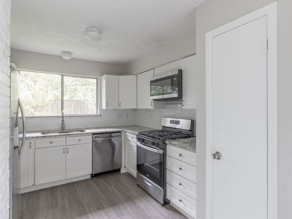 15803 Cerca Blanca Drive, Houston TX 77083