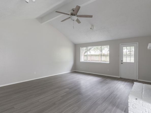 15803 Cerca Blanca Drive, Houston TX 77083