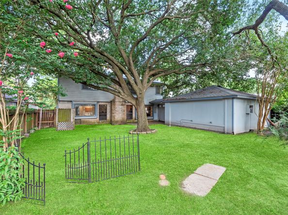12406 Mill Lane Drive, Houston TX 77070