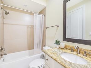 10910 Wrenwood Green, Houston TX 77043