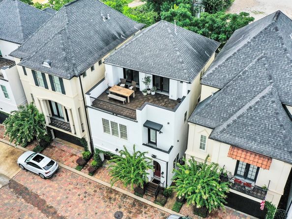 10910 Wrenwood Green, Houston TX 77043
