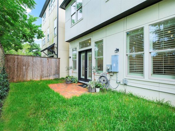 10910 Wrenwood Green, Houston TX 77043