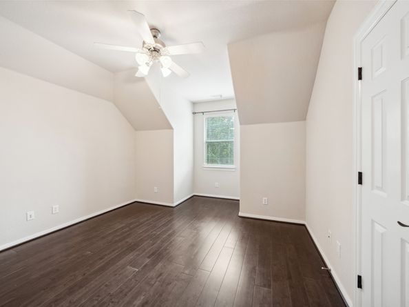 6014 Shady Birch Hollow, Houston TX 77345