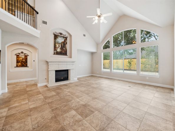6014 Shady Birch Hollow, Houston TX 77345