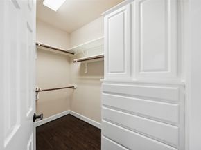 6014 Shady Birch Hollow, Houston TX 77345