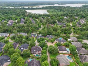 6014 Shady Birch Hollow, Houston TX 77345