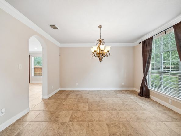 6014 Shady Birch Hollow, Houston TX 77345