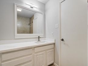 9806 Charter Ridge Drive, Houston TX 77070
