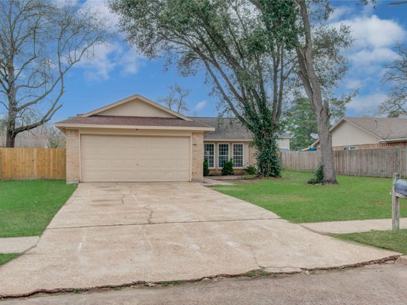 9806 Charter Ridge Drive, Houston TX 77070