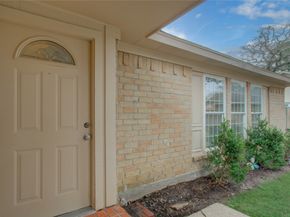 9806 Charter Ridge Drive, Houston TX 77070