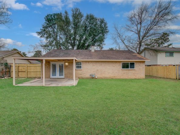 9806 Charter Ridge Drive, Houston TX 77070