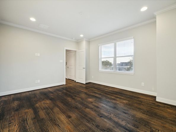 6008 Potomac Park Drive, Houston TX 77057