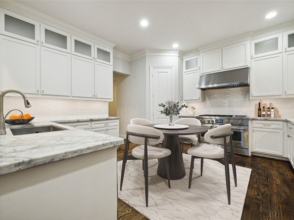 6008 Potomac Park Drive, Houston TX 77057