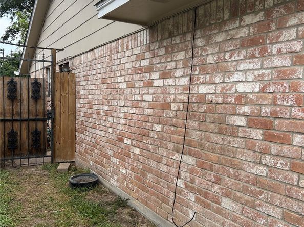7618 Kellwood Drive, Houston TX 77040