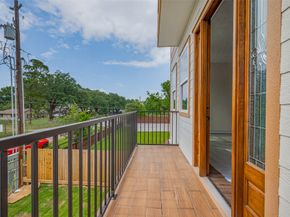 2206 Hoskins Drive, Houston TX 77080
