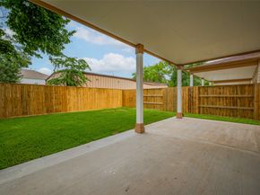 2206 Hoskins Drive, Houston TX 77080