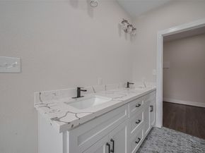 2206 Hoskins Drive, Houston TX 77080