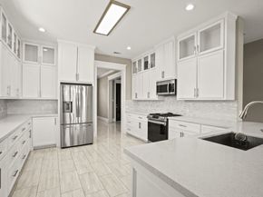 1902 Stillwood Drive, Houston TX 77080