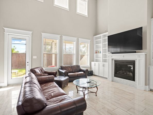 1902 Stillwood Drive, Houston TX 77080
