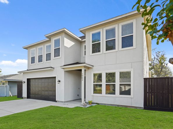 1902 Stillwood Drive, Houston TX 77080