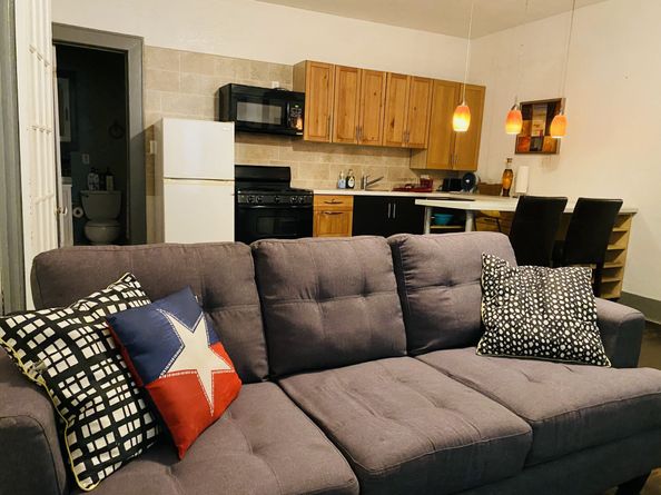 1910 Blodgett Street, Houston TX 77004