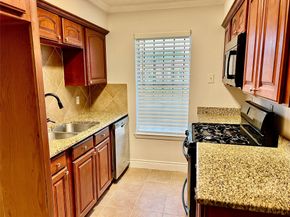 12110 Murr Way, Houston TX 77048