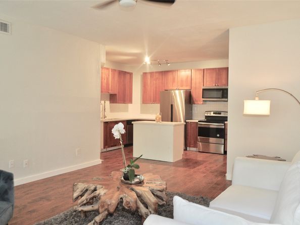 10811 Richmond Avenue 8, Houston TX 77042