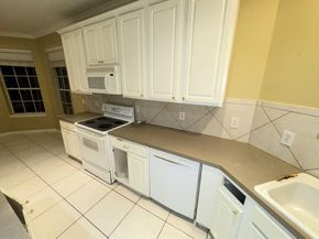 51 N Country Gate Circle, Conroe TX 77384