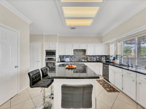 7915 Capri Circle, Houston TX 77095