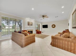 7915 Capri Circle, Houston TX 77095