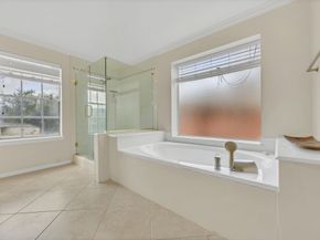 7915 Capri Circle, Houston TX 77095