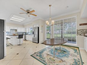 7915 Capri Circle, Houston TX 77095