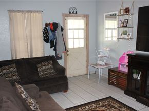 7926 Mendez Street, Houston TX 77029