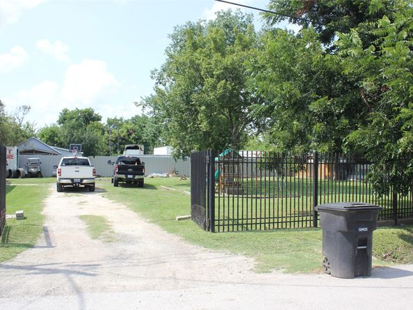 7926 Mendez Street, Houston TX 77029