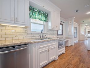901 W 21st Street, Houston TX 77008