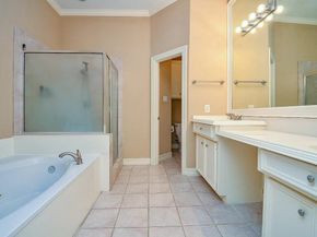 208 Bremond Street, Houston TX 77006