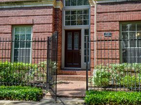 208 Bremond Street, Houston TX 77006