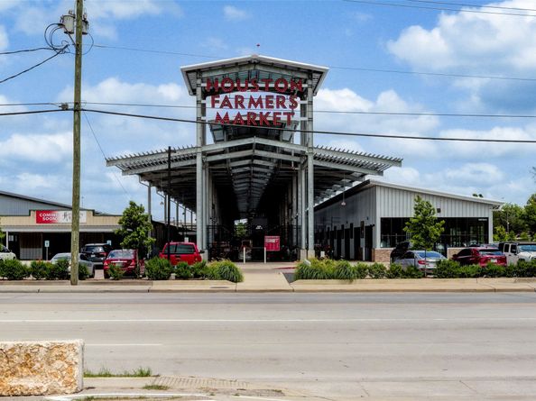 1124 Dunbar Street, Houston TX 77009