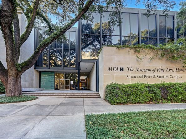 3449 N Parkwood Drive, Houston TX 77021