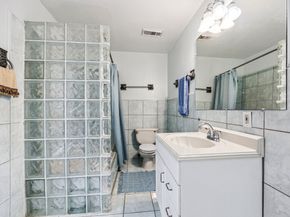 3449 N Parkwood Drive, Houston TX 77021